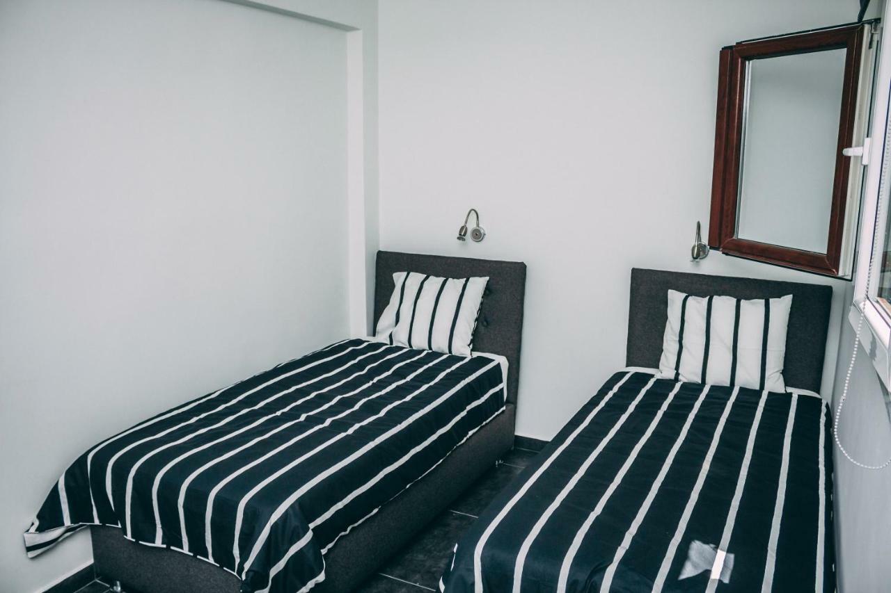 Villa Elia Pteleós Eksteriør billede