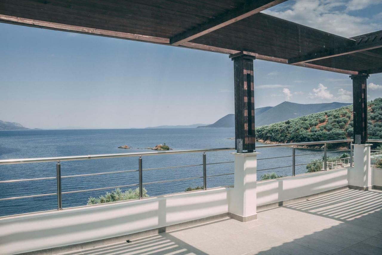 Villa Elia Pteleós Eksteriør billede