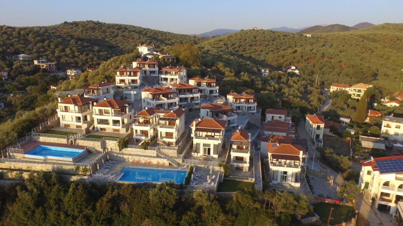Villa Elia Pteleós Eksteriør billede
